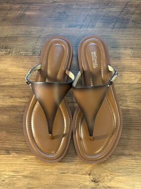 MICHAEL Michael Kors Brown Leather Thong Sandals- Like New- Worn Once